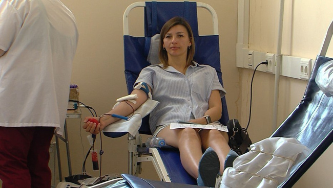 Донорская акция прошла в конькобежном центре