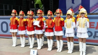 Ансамбль барабанщиц "Озерчанка" принял участие в чемпионате по спортивным мажореткам