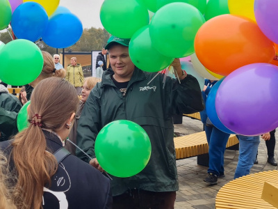 Дед Мороз спешит на праздник в парк Воробьёва! 
