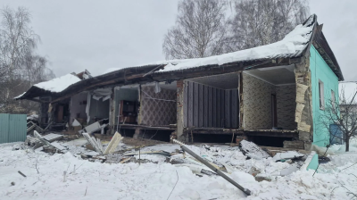Жители Золотова экстренно покинули дом после обрушения стены 