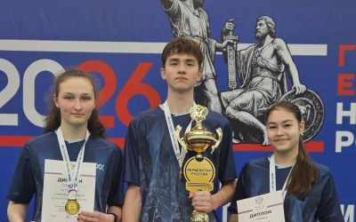 Коломенцы приняли участие в первенстве по бадминтону