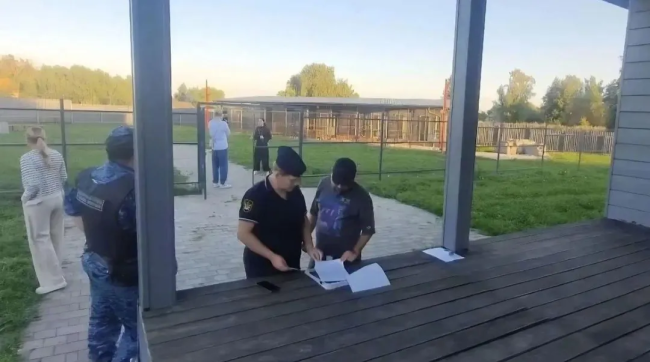 Судебные приставы Серебряных Прудов пресекли жёстокое обращение с животными