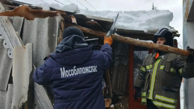 Спасатели помогли пожилой женщине в Коломне выбраться из-под завала