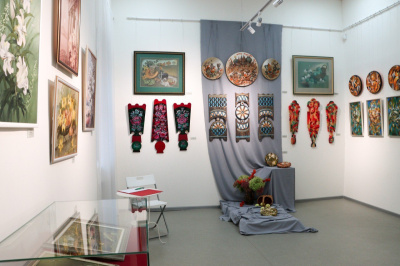 В Доме Озерова пройдёт творческая встреча с автором выставки "Палитра золотой поры"