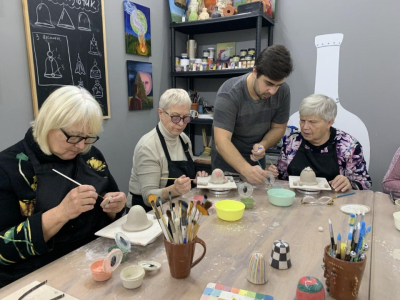 Гончарный мастер-класс для старшего поколения Подмосковья 