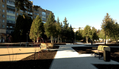 В Озёрах идёт преображение сквера имени Катукова