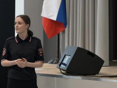  В Коломне сотрудница полиции провела профилактическую акцию «Вместе против киберпреступности»