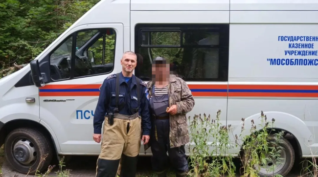 Спасатели помогли 73-летнему пенсионеру выбраться из леса в Егорьевске