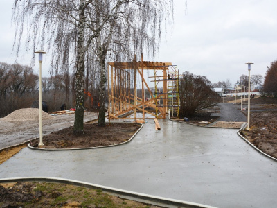 Сквер "Блюдечко" продолжают реконструировать 