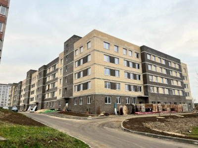 В Озёрах завершают строительство пятиэтажного жилого дома