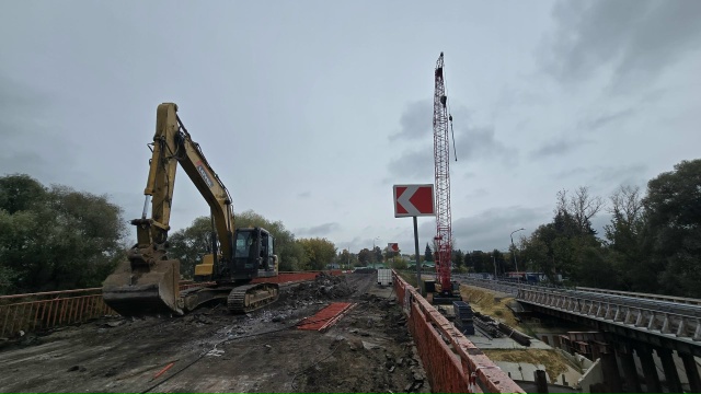В селе Непецино открыли временный мост через реку Северку