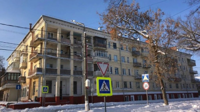 В доме №5 на Пионерской меняют стояки и готовятся к ремонту фасада