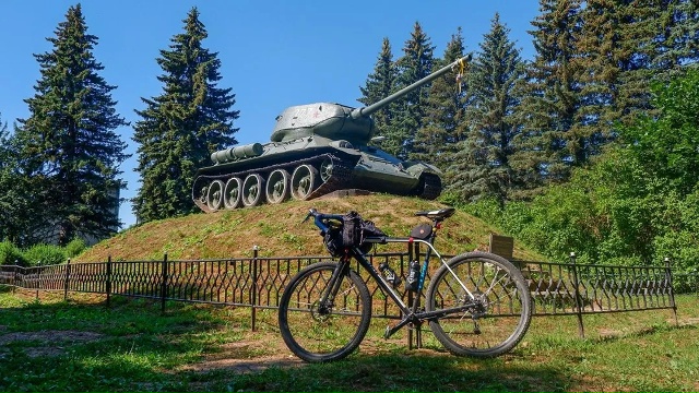 Пешком и на велосипеде по тропам маршалов Подмосковья 