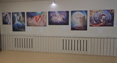 Выставка картин "Вечная женственность"