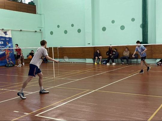 Соревнования по бадминтону "Зима в Подмосковье" завершаются в Коломне