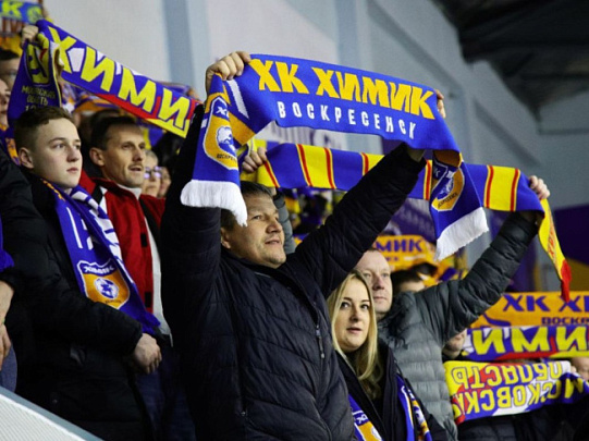 "Химик" встретит "Горняк" в решающем матче