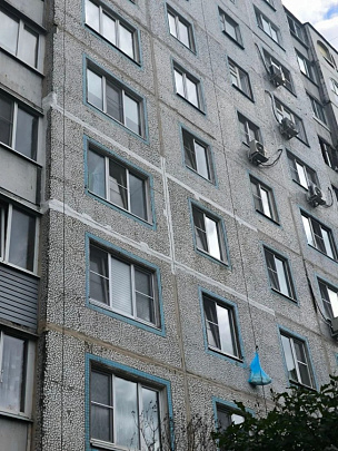 ДГХ обновляет межпанельные швы панельных зданий