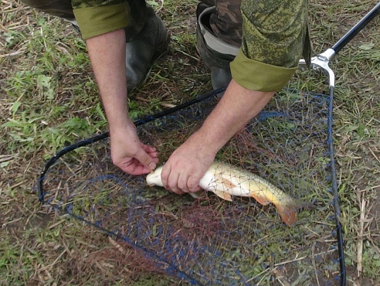 Представительница прекрасной половины принесла победу в рыболовном конкурсе
