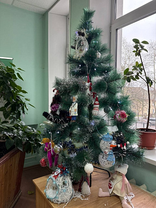 Профсоюзную ёлку нарядили в Коломенской больнице