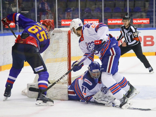 Воскресенский "Химик" уступил "СКА-ВМФ" в домашнем матче 