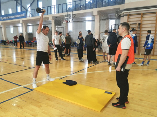 В ФОК "Олимпиец" состоялись соревнования по ГТО в рамках программы "Спорт Подмосковья"