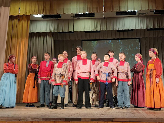 Концерт-посвящение Есенину от ансамбля "Живая вода"