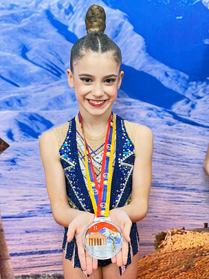 Озерчанки приняли участие в соревнованиях по художественной гимнастике