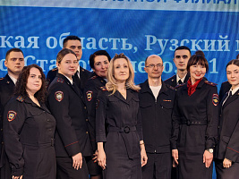 Полицейские в Коломне провели акцию «Будь в форме» для школьников