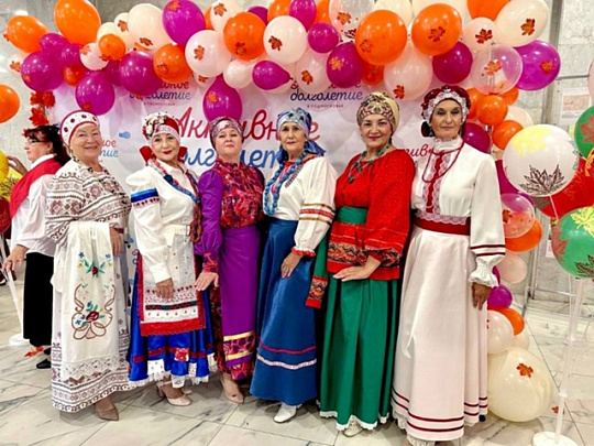 В Озёрах состоится праздник творчества "А в сердце молодость поёт!"